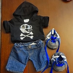 Build a bear Dino shirt with jeans and sneakers
